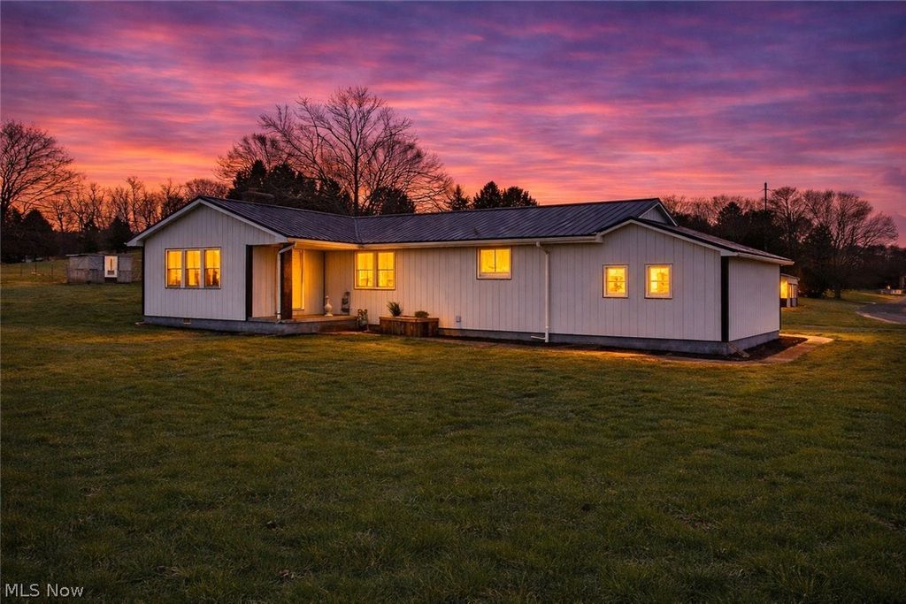 Photo of 11020 Montgomery Road, Kensington, OH 44427 (MLS # 5199305)