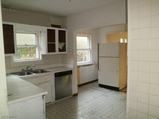 Edward Kneens - Residential