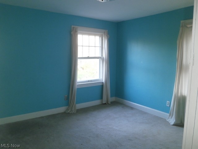 Edward Kneens - Residential