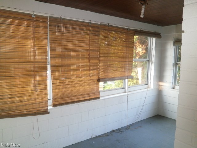 Edward Kneens - Residential