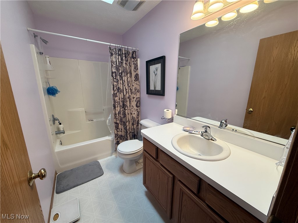 45295 Telegraph Road, Elyria, Ohio image 11