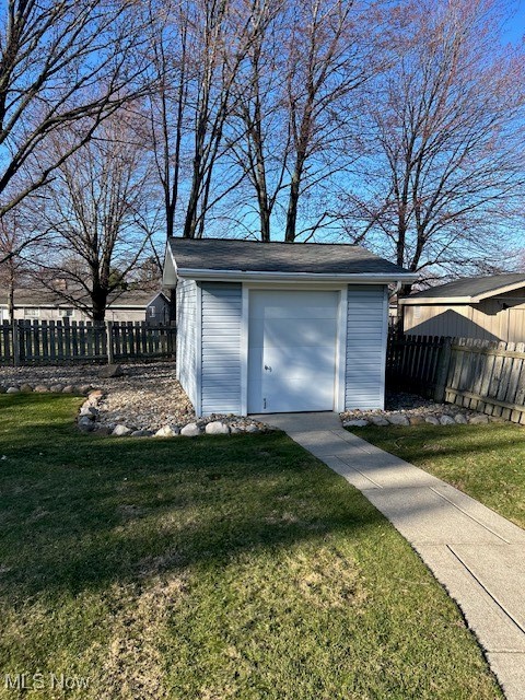 Middleburg Heights, Ohio 44130, United States, 4 Bedrooms Bedrooms, ,2 BathroomsBathrooms,Residential,Pending,107199