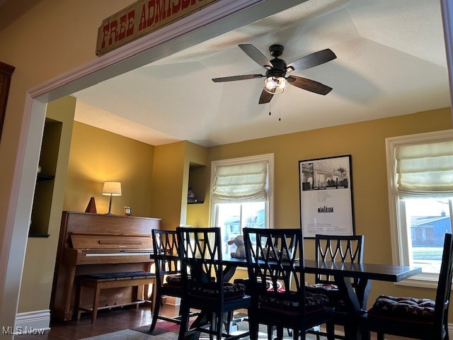 Middleburg Heights, Ohio 44130, United States, 4 Bedrooms Bedrooms, ,2 BathroomsBathrooms,Residential,Pending,107199