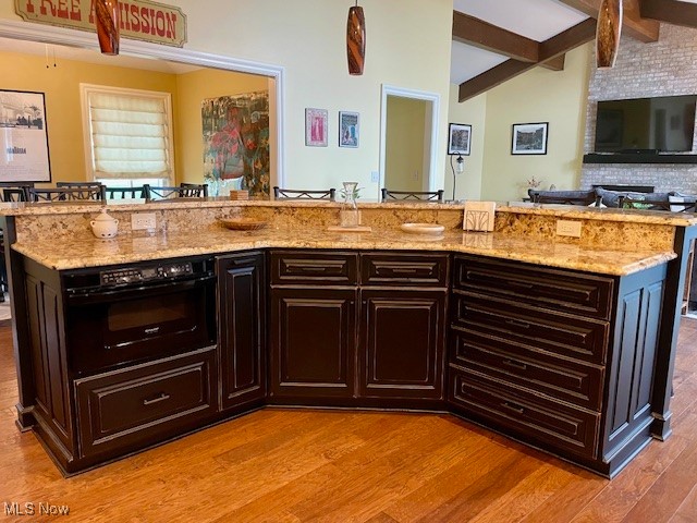 Middleburg Heights, Ohio 44130, United States, 4 Bedrooms Bedrooms, ,2 BathroomsBathrooms,Residential,Pending,107199