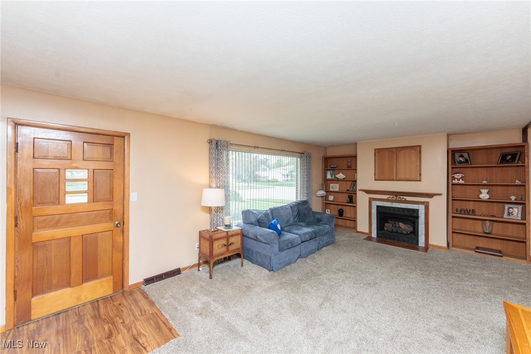 347 Beeler Drive, Berea, Ohio image 7