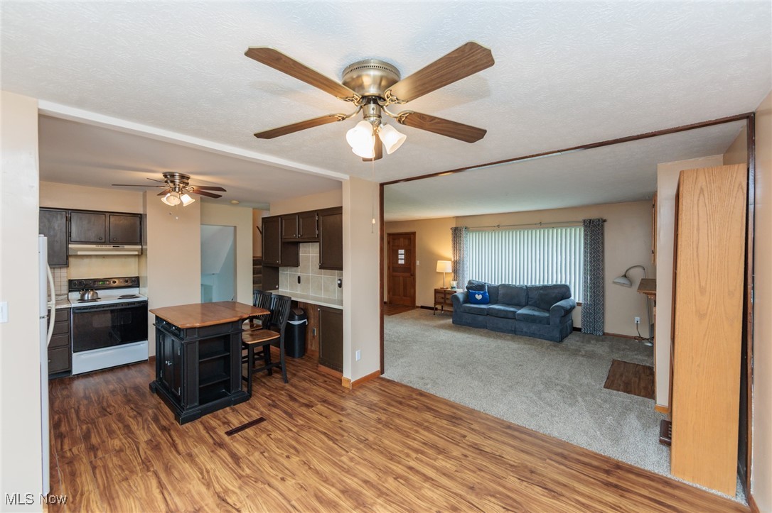 347 Beeler Drive, Berea, Ohio image 12