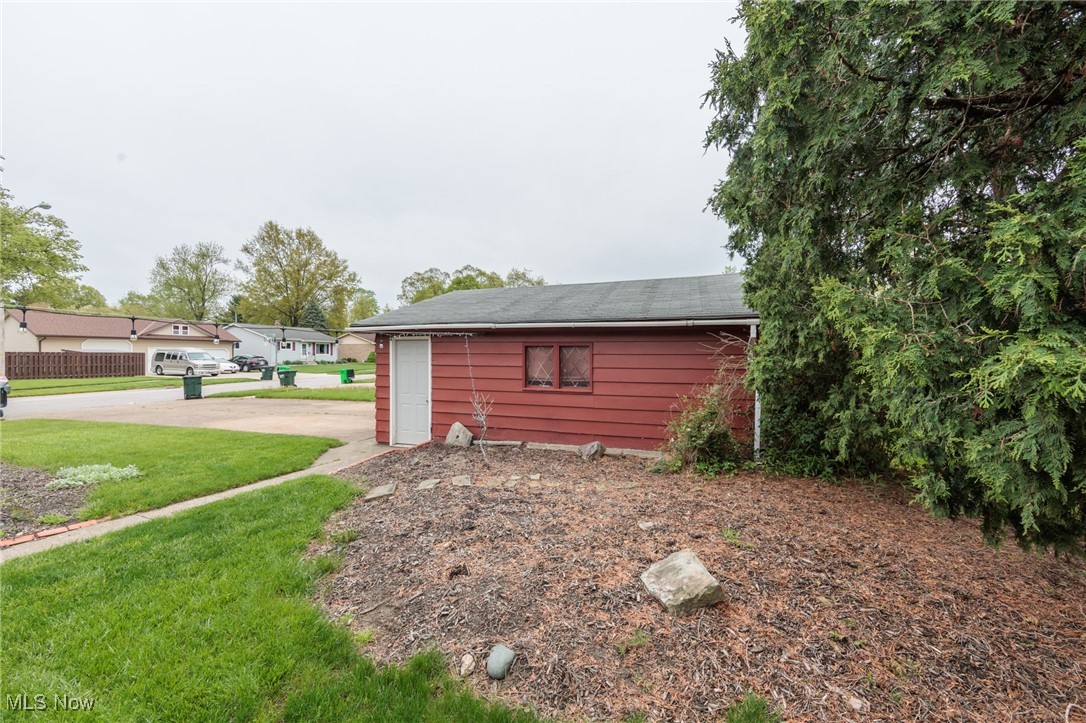 347 Beeler Drive, Berea, Ohio image 41
