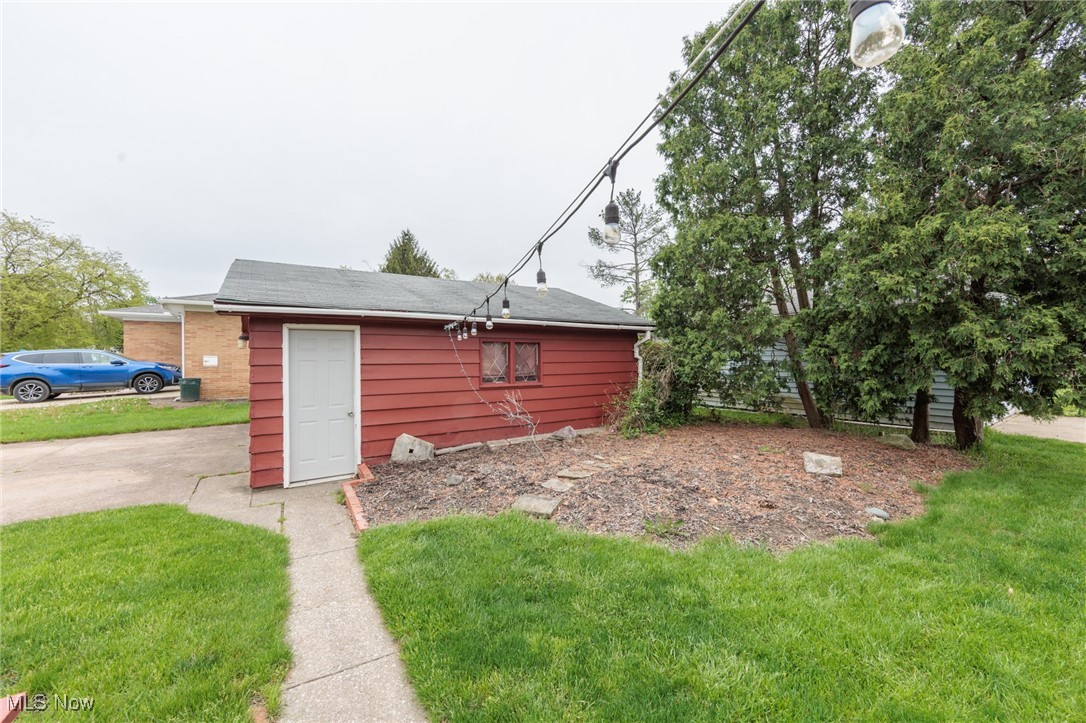 347 Beeler Drive, Berea, Ohio image 40