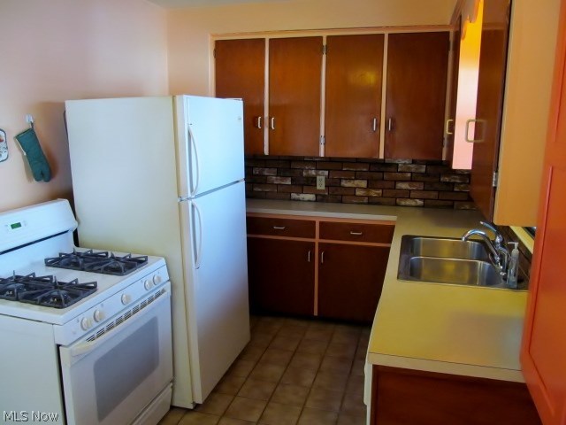 Lucy E Brodbecks Riverside Park - Residential