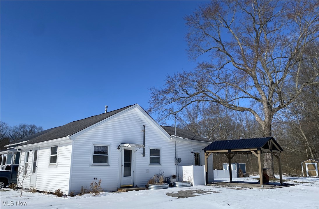 236 W Vermont Avenue, Sebring, Ohio image 2