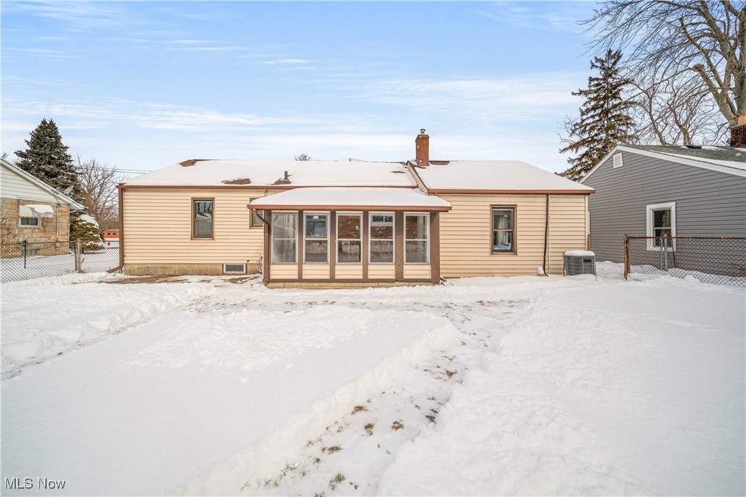 37304 Sharpe Avenue, Willoughby, Ohio image 25