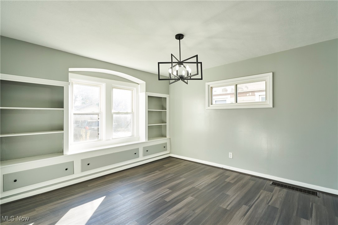 Cleveland, Ohio 44111, United States, 4 Bedrooms Bedrooms, ,2 BathroomsBathrooms,Residential,Active,232264