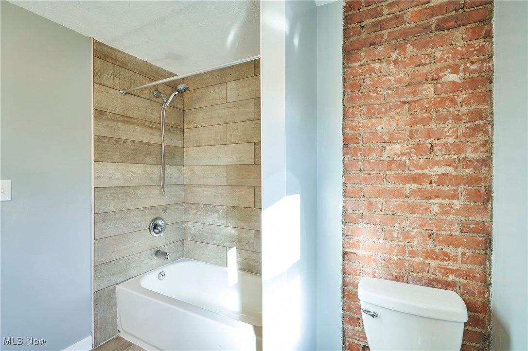 Cleveland, Ohio 44111, United States, 4 Bedrooms Bedrooms, ,2 BathroomsBathrooms,Residential,Active,232264