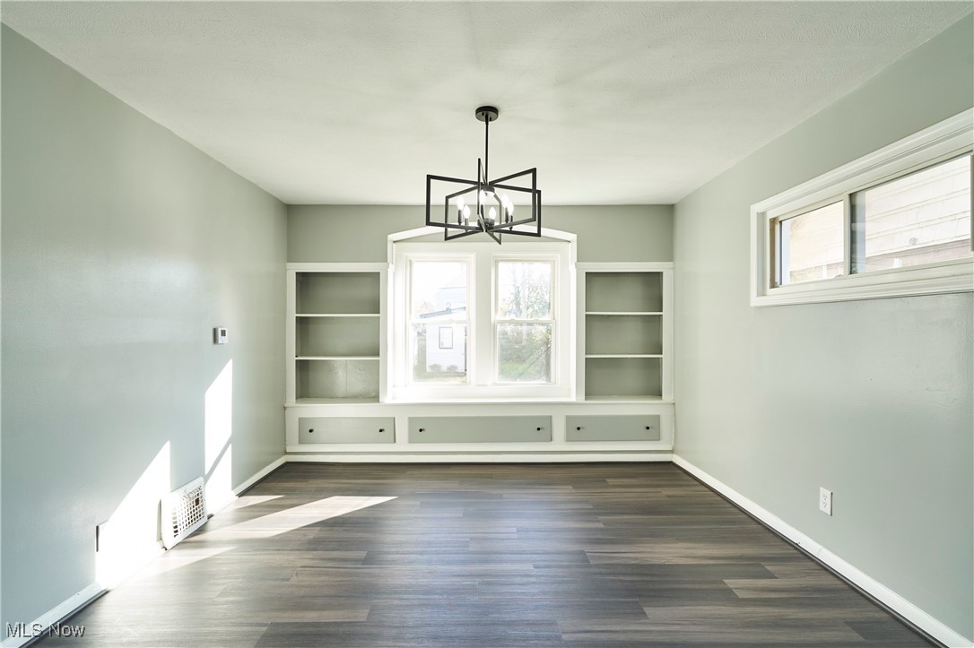 Cleveland, Ohio 44111, United States, 4 Bedrooms Bedrooms, ,2 BathroomsBathrooms,Residential,Active,232264