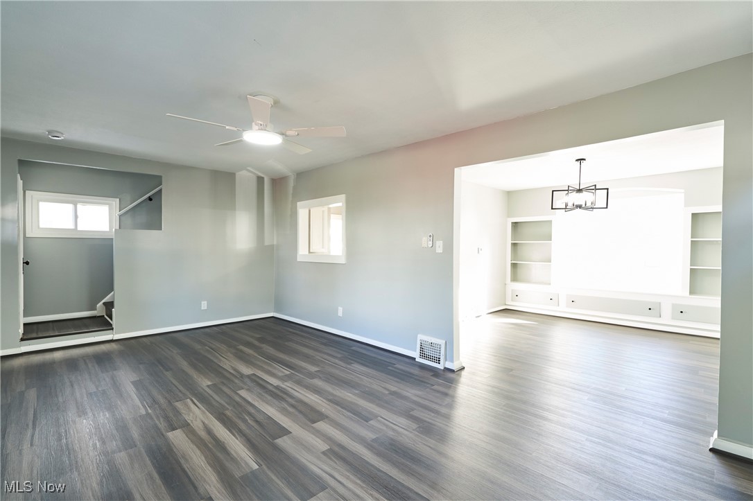 Cleveland, Ohio 44111, United States, 4 Bedrooms Bedrooms, ,2 BathroomsBathrooms,Residential,Active,232264