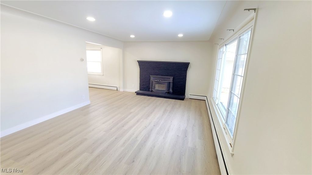 Photo of 515 Murray Hill Drive, Youngstown, OH 44505 (MLS # 5181119)