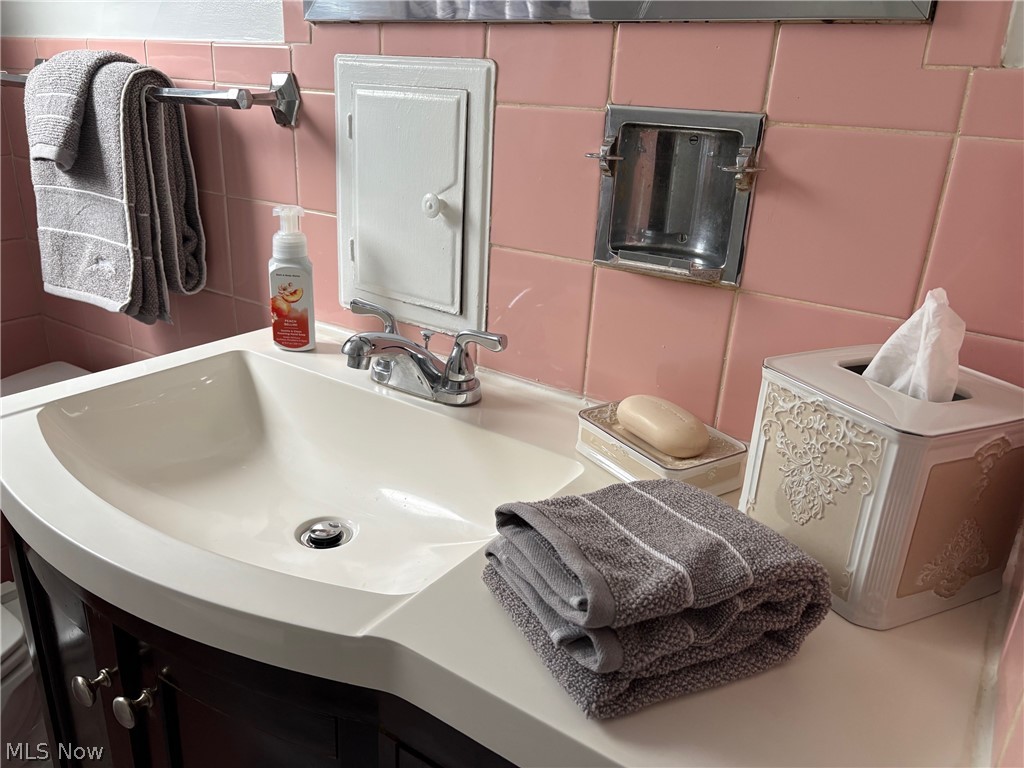 Fairlawn View - Residential Lease