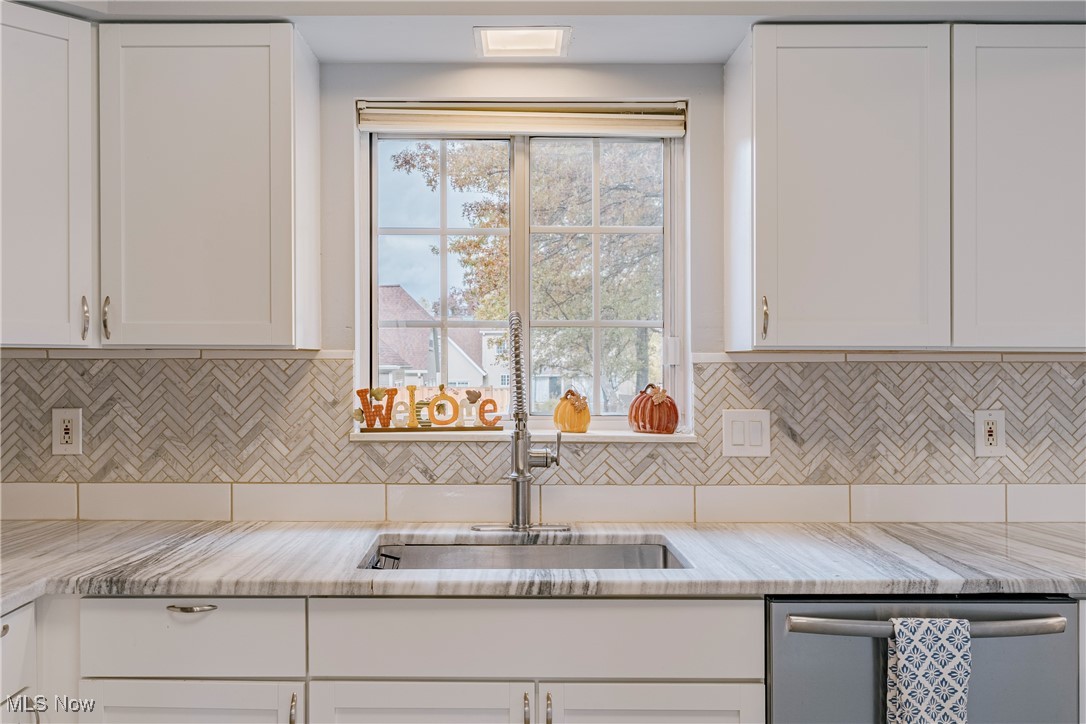 Cobblestone Lane Condo - Residential