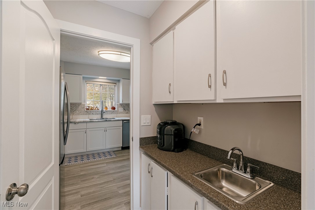 Cobblestone Lane Condo - Residential