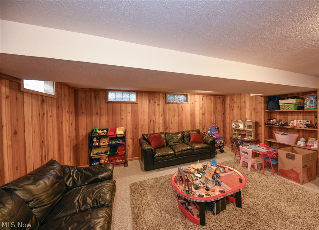 Merriman Manor - Residential