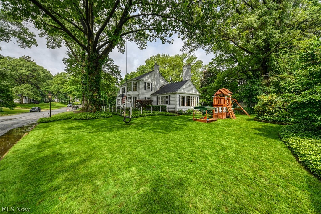 Merriman Manor - Residential