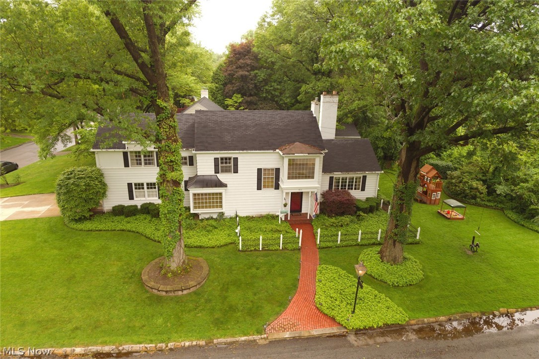 Merriman Manor - Residential