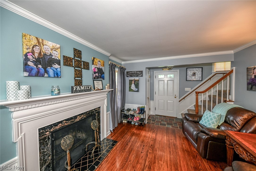 Merriman Manor - Residential