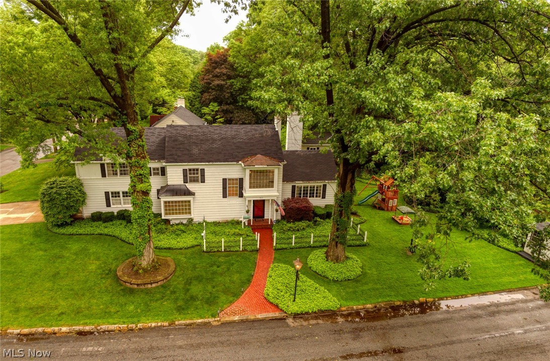 Merriman Manor - Residential