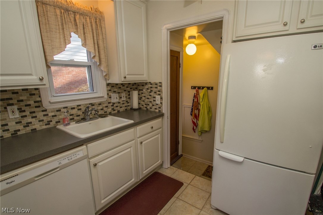 Kempers Clague Manor - Residential