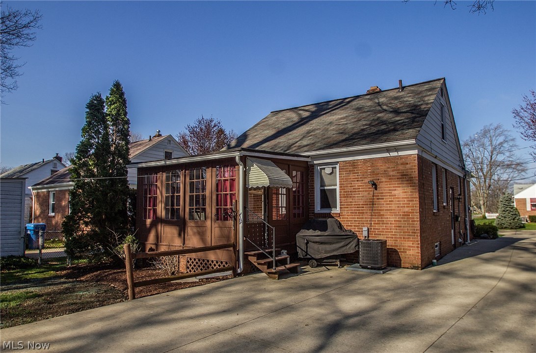 Kempers Clague Manor - Residential