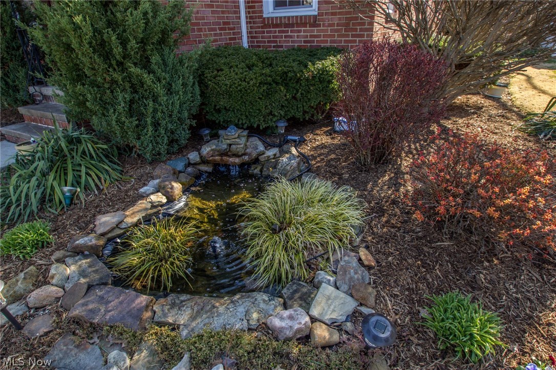 Kempers Clague Manor - Residential