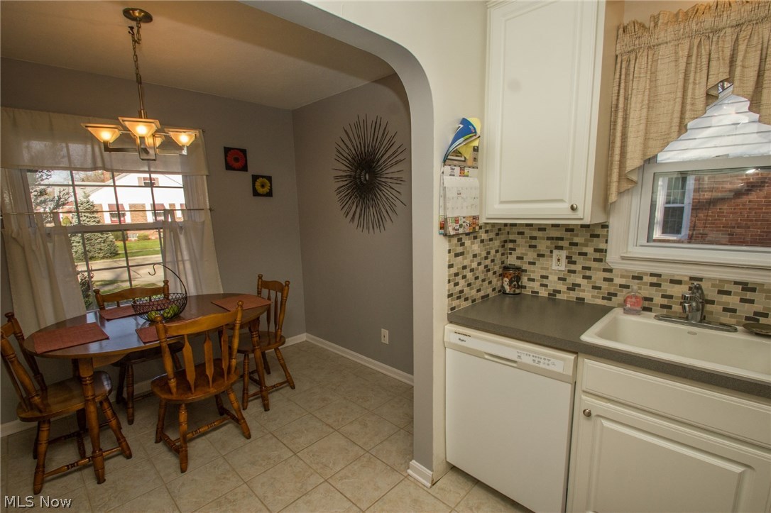 Kempers Clague Manor - Residential