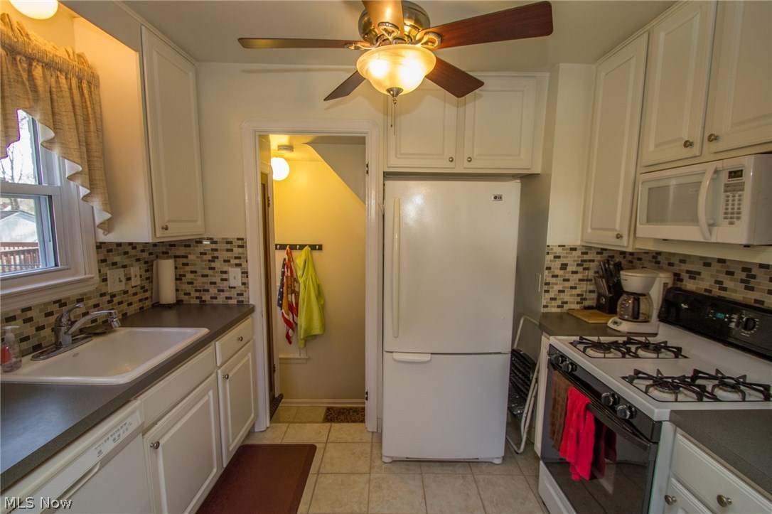 Kempers Clague Manor - Residential