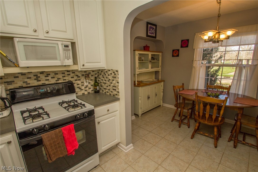 Kempers Clague Manor - Residential