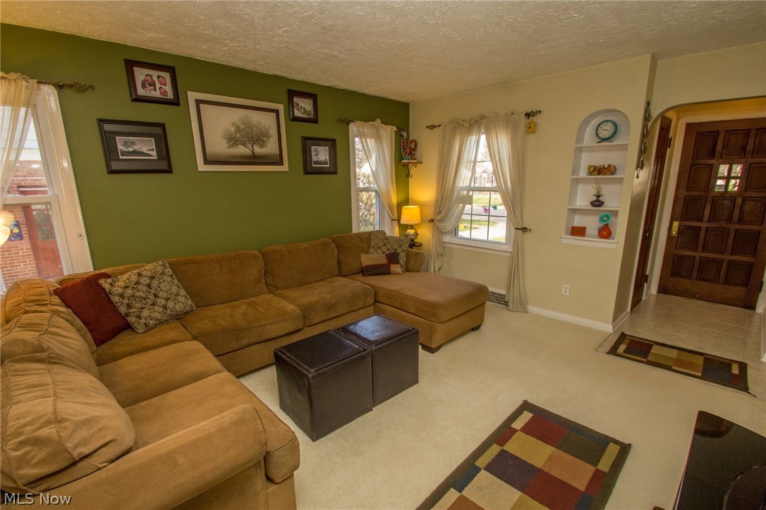 Kempers Clague Manor - Residential