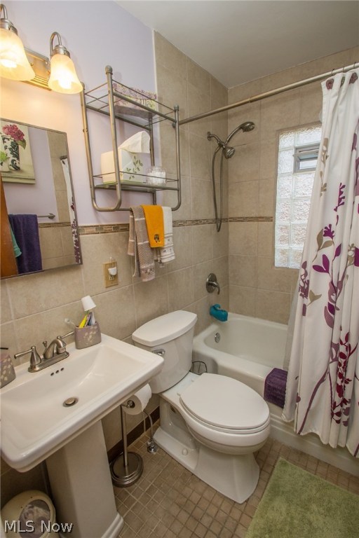 Kempers Clague Manor - Residential