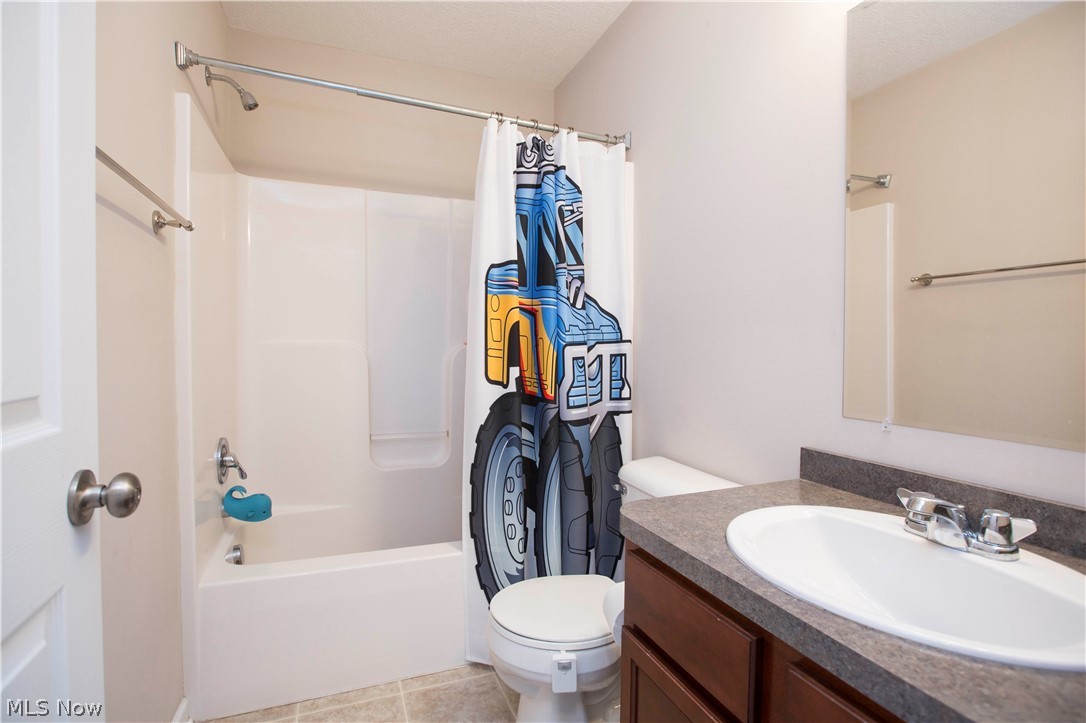 Pleasant Lakes - Residential