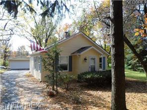 Spectacular remodel on this 2 bedrooms ranch home in Hinckley! Cant be beat! Great lot with 2 car garage! Dont miss it!