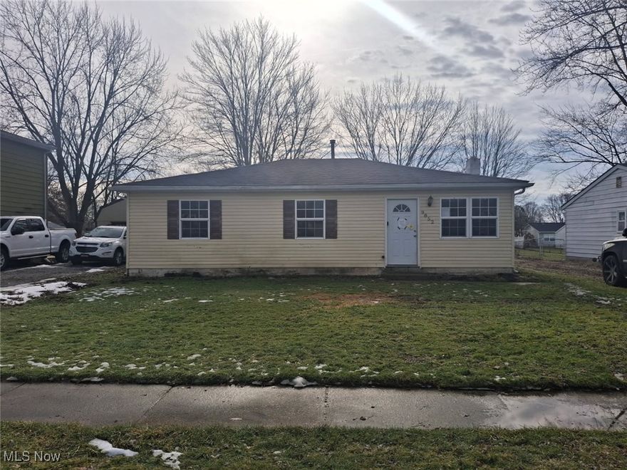 Ranch style home, featuring 3 bedrooms, nice kitchen with dining area and first floor laundry.