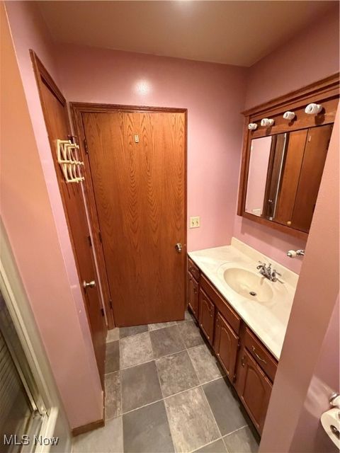 Tiny photo for 65535 8th Street Road, Cambridge, OH 43725 (MLS # 5183050)