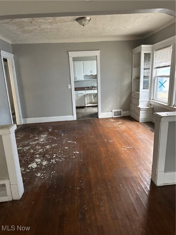 East Cleveland - Residential Income