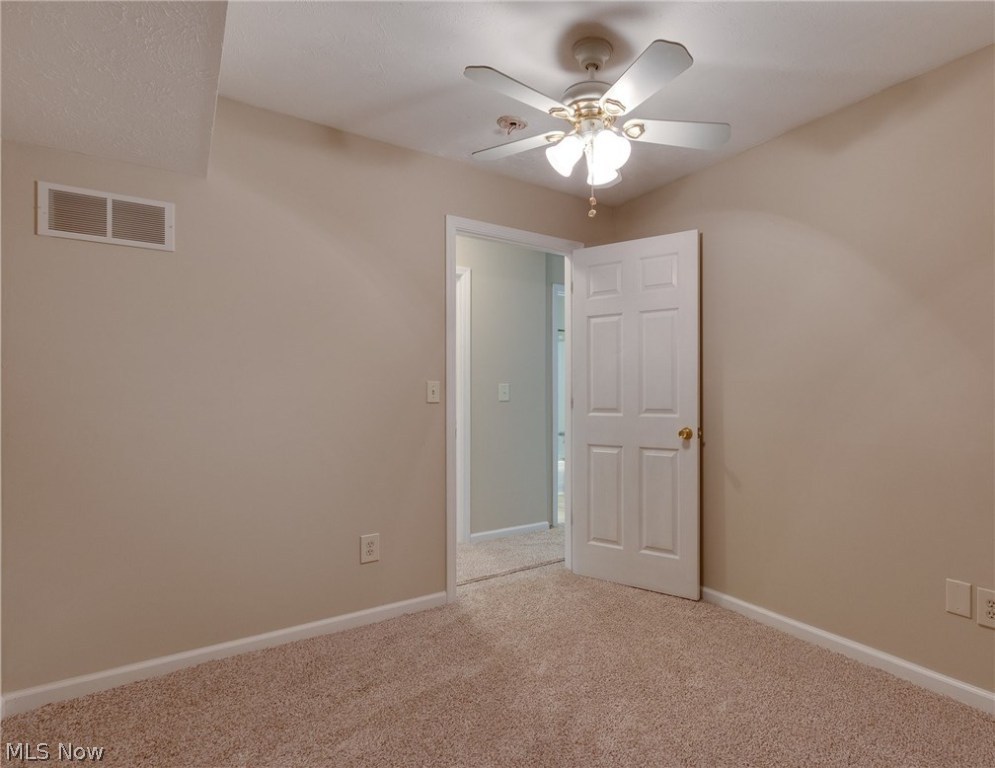 Willobee-On-The-Lake 02 - Residential