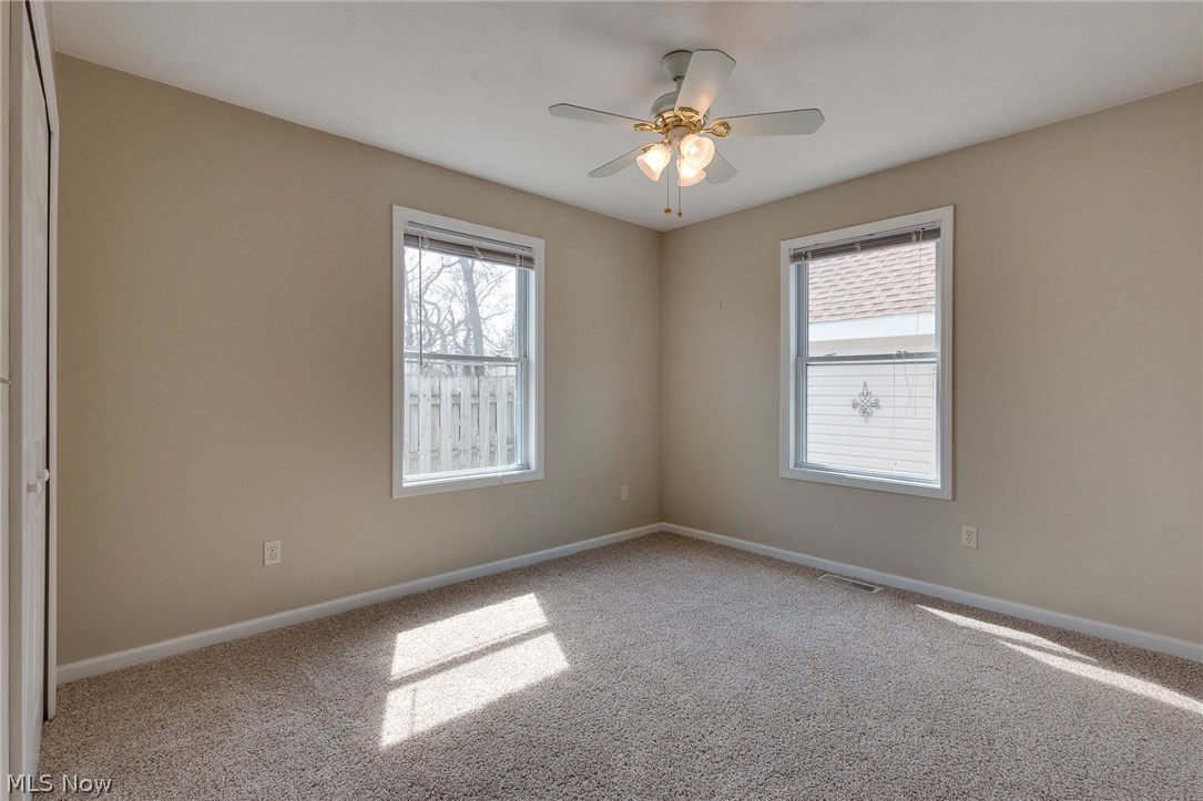 Willobee-On-The-Lake 02 - Residential