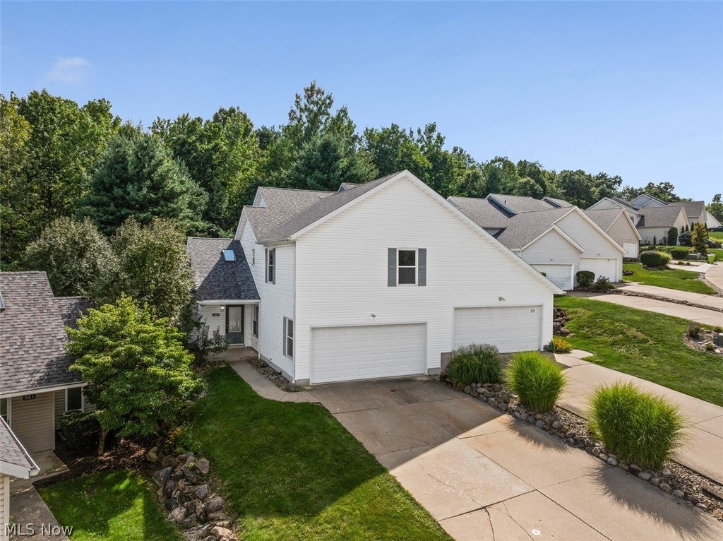 569 Hilltop Terrace