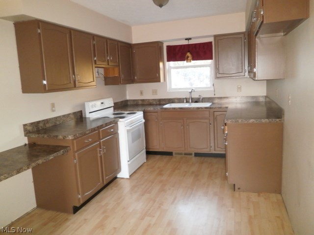 Heatherstone Village - Residential