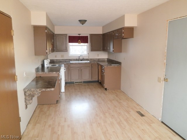 Heatherstone Village - Residential