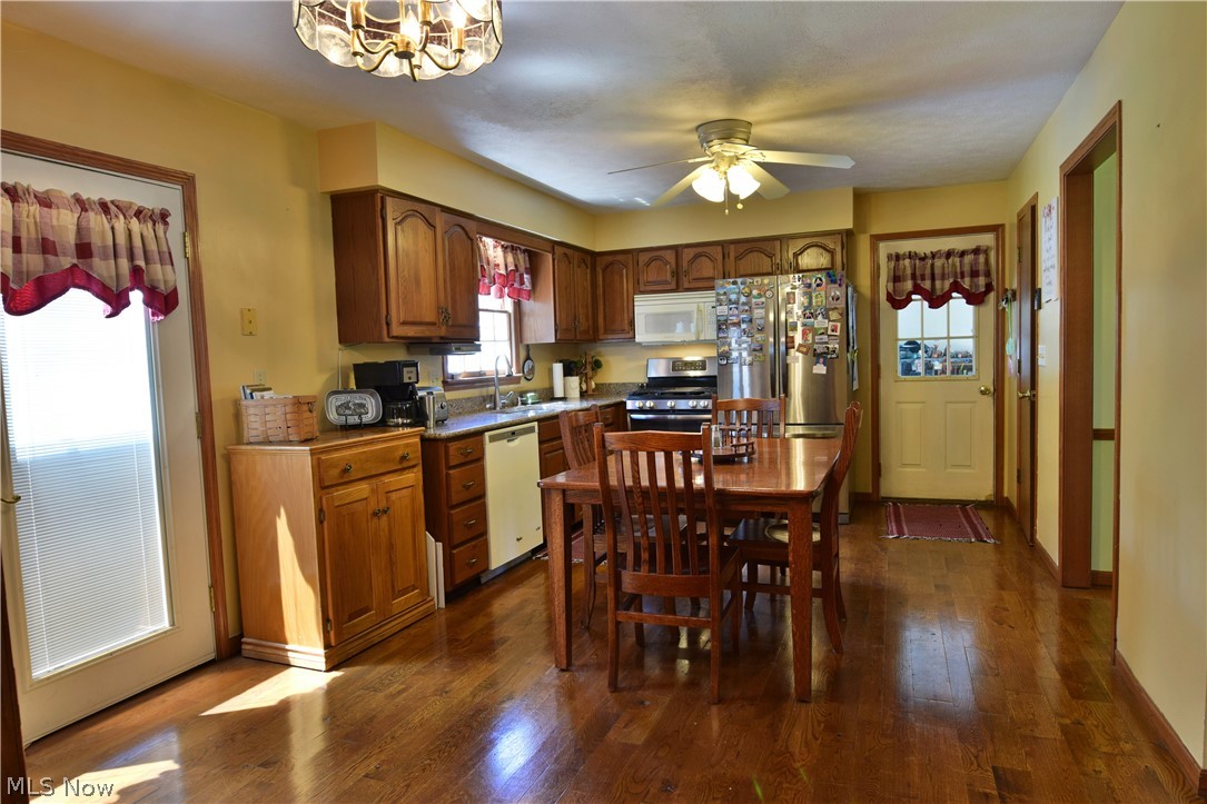 Champion Manor - Residential