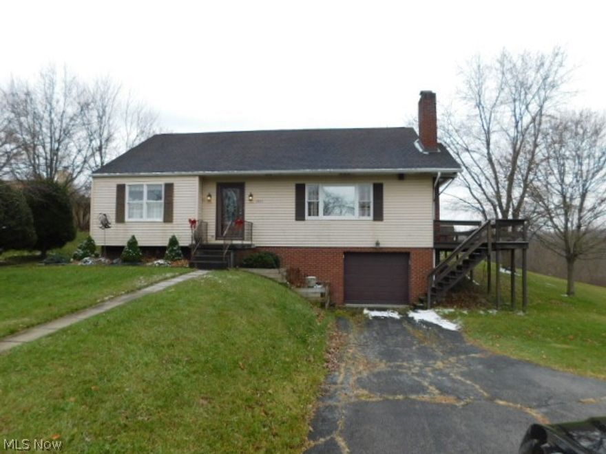 2 BEDROOM 2FULL BATH BRICK AND VINYL HOME WITH WRAP AROUND DECK AND REAR PORCH ON AN ACRE OF GROUND. REAR YARD HAS A PANORAMIC VIEW OF WOODED PASTURE.12 X 16 STORAGE SHED. INTERIOR OF HOME HAS LARGE ENTERTAINING LIVING ROOM WITH GAS LOG FIREPLACE FUELED WITH PROPANE HEAT. KITCHEN AND DINING ARE COMBO WITH HUGE WALK-IN PANTRY. PERFECT KITCHEN IF YOU LOVE TO COOK. BASEMENT IS UNFINISHED WITH LAUNDRY ROOM AND FULL UNFINISHED BATH PLENTY OF ROOM TO BUILD A RECROOM. HOME IS LOCATED 1/8 OF A MILE FROM BROADACRE  EXIT AND 22 FOR QUICK ACCESS TO HIGHWAY. BEAUTIFUL COUNTY SETTING TO PUT IN A GARDEN AND RETIRE IN AND AFFORDABLE ENOUGH FOR A STARTER HOME FOR GROWING FAMILY.