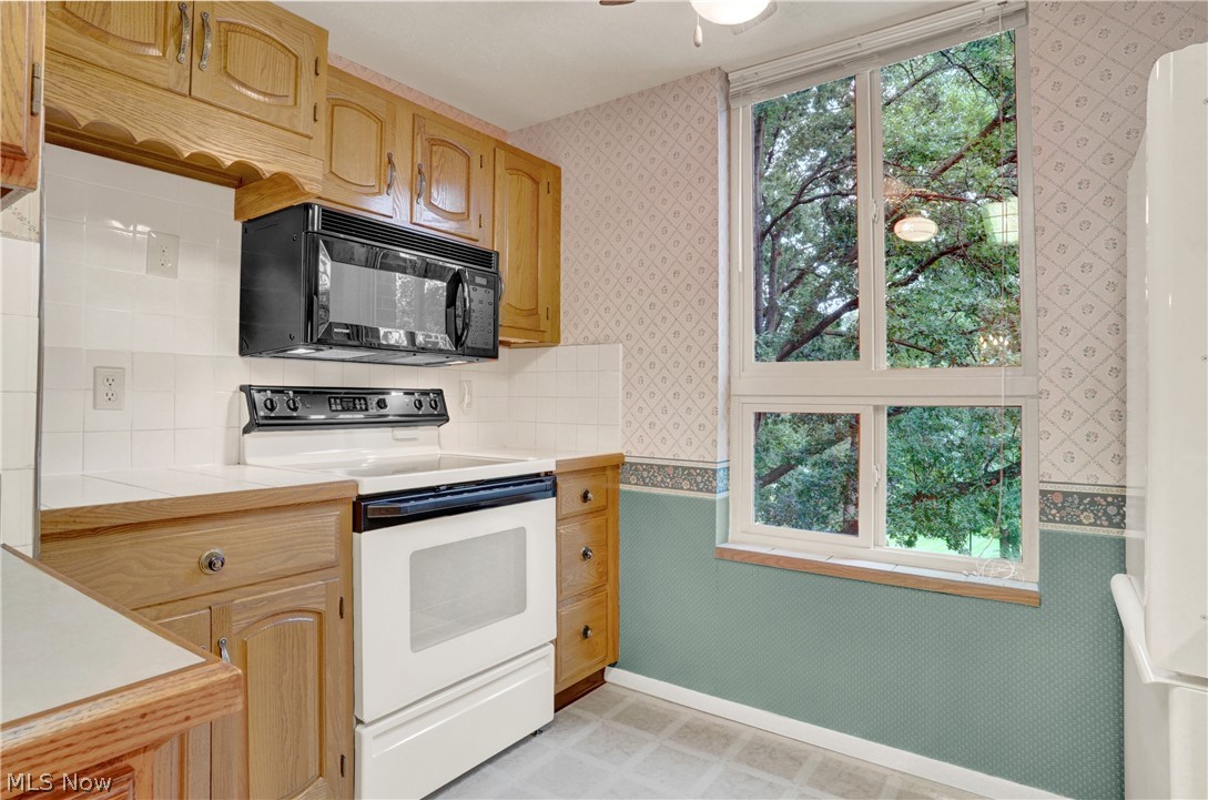 Silver Lake Towers Condo - Residential