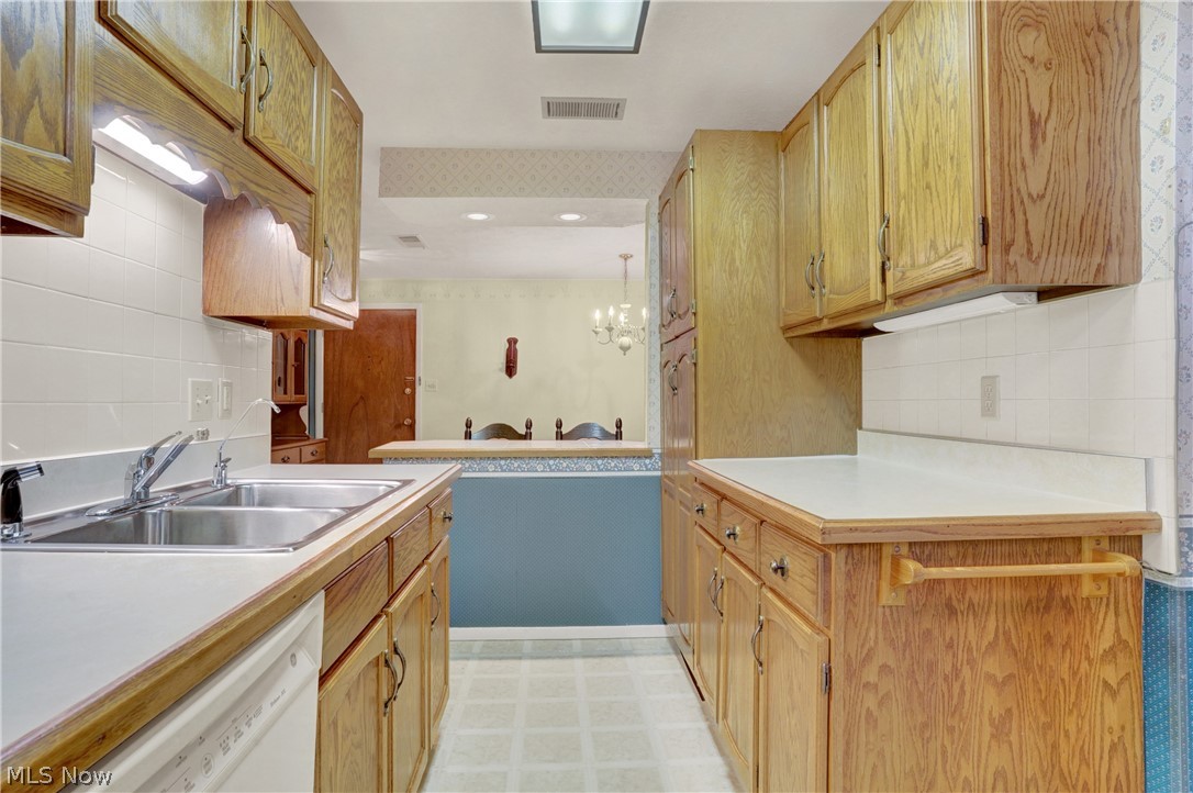 Silver Lake Towers Condo - Residential